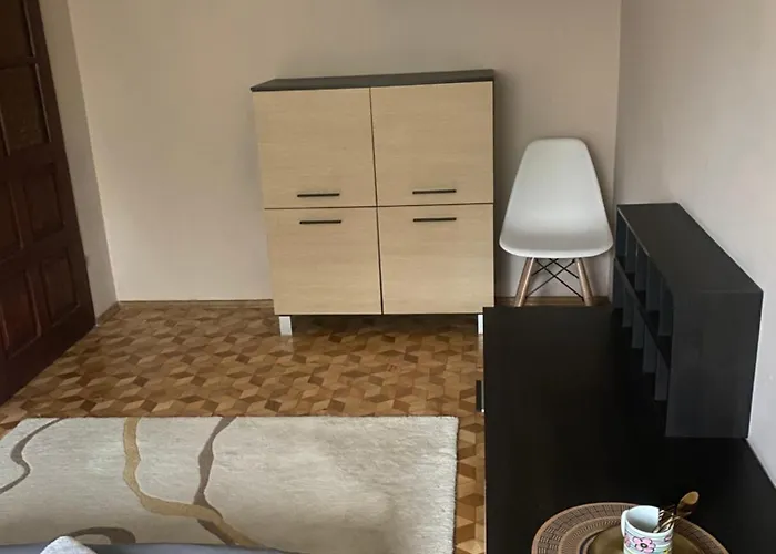 Monika House Проживание в семье