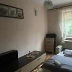Monika House * وارسو